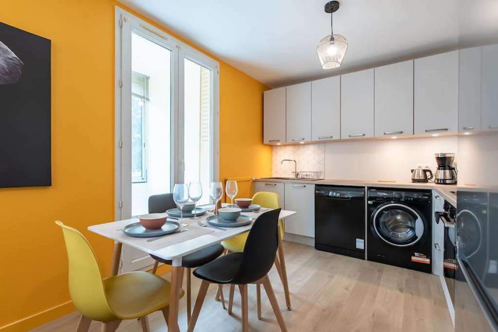 Appartement Renove Pour 6 Avec Parking วีเลอร์บาน ภายนอก รูปภาพ